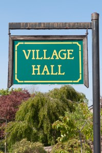 _DSC4983village_hall